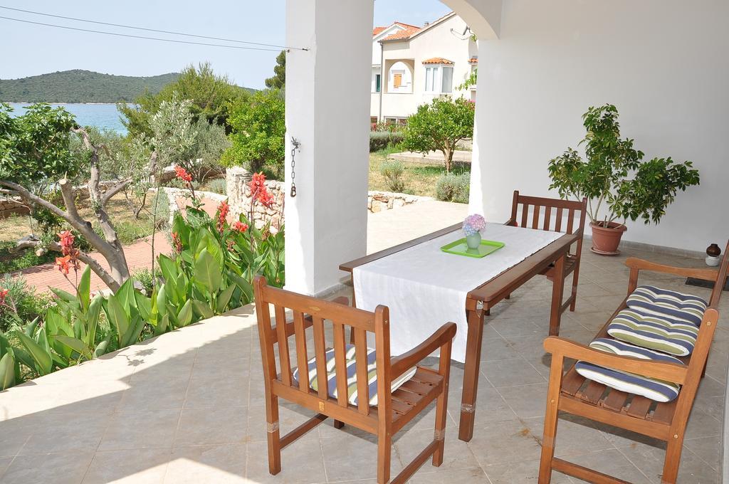 Apartments Pralija Mile Zaboric Rum bild