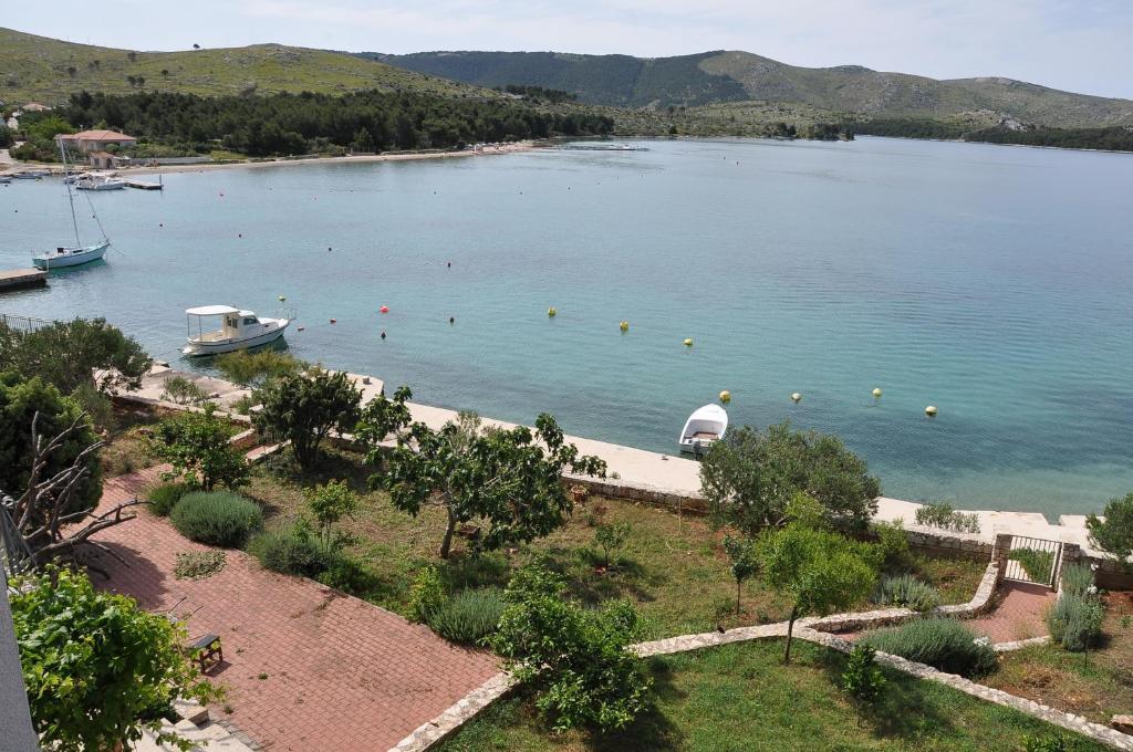 Apartments Pralija Mile Zaboric Rum bild